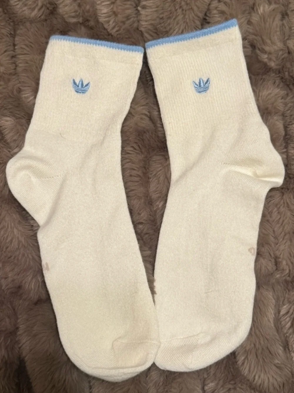 Adidas Women’s Cream and Light Blue Socks - Size Medium